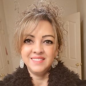 Meet your Posher, Annie